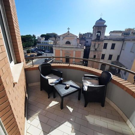Guest House Tra Cielo E Mare Nettuno Buitenkant foto