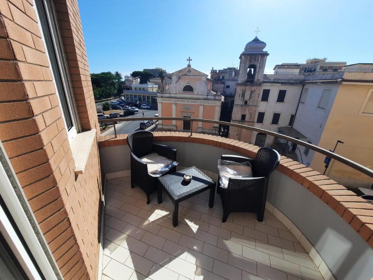 Guest House Tra Cielo E Mare Nettuno Buitenkant foto
